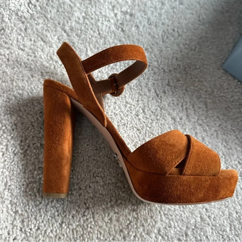 100% AUTHENTIC PRADA WOMENS CAMOSCIO SUEDE PLATFORM HEELED SANDALS SZ 5.5